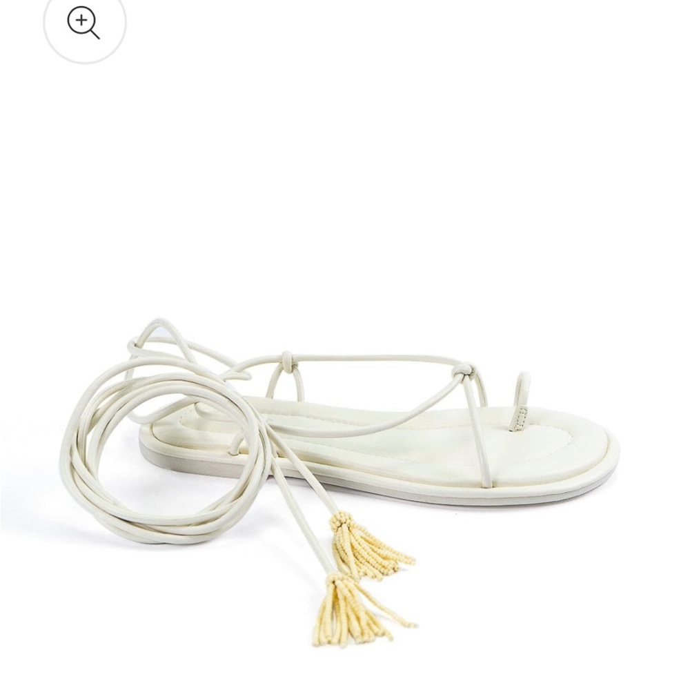 NWT FARM RIO Off White Lace Up Flat Sandal